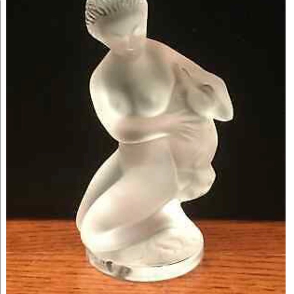 Vintage signed Lalique Paris France Frosted Diana Goddess of the Hunt with Fawn - Picture 2 of 6